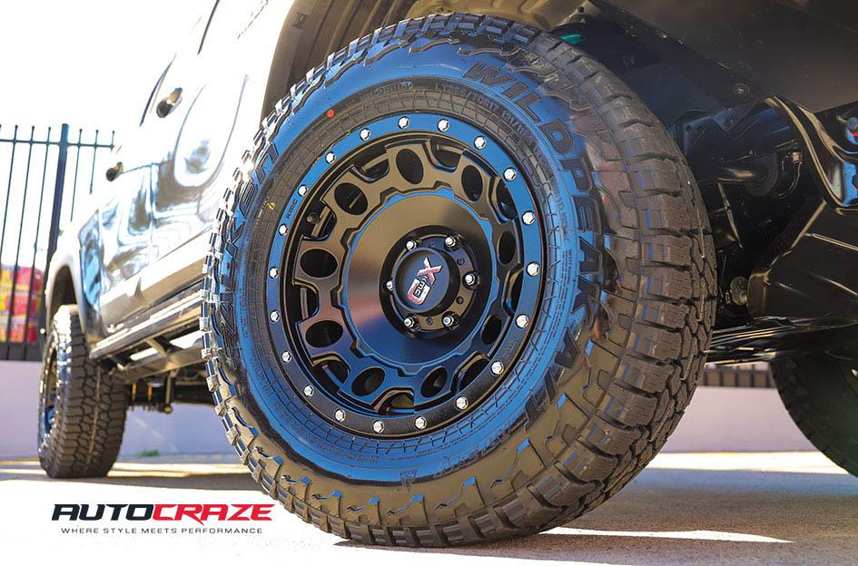 TOYOTA HILUX 4WD HOLESHOT XD SATIN BLACK